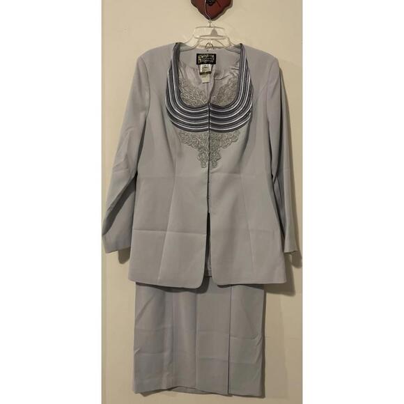 Champagne Italy Womens Vintage Gray Size 12 Long Jacket & Skirt Church Suit A306